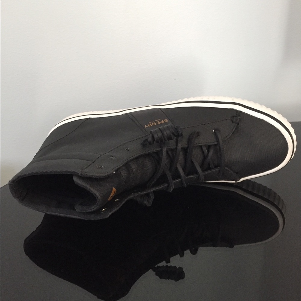 NWOB Sperry Top-Sider High Top sneakers - Picture 7 of 8